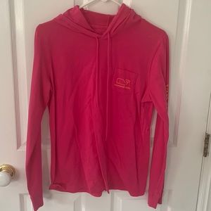 Pink/orange vineyard vines hoodie woman’s Medium